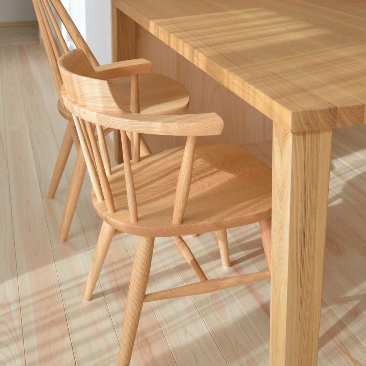 KASHIWA クラウンチェア オーク材 セミアーム ハーフアーム ダイニングチェア