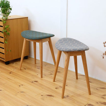 ミナペルホネン タンバリン スツール 柏木工 EC16A グレーとグリーンの2色展開