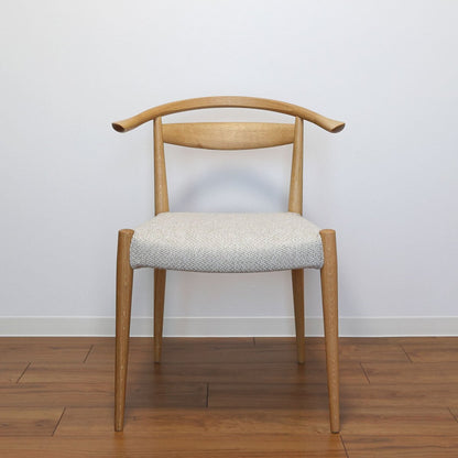 WOC-132 チェア、日進木工のWhiteWood（ホワイトウッド）シリーズのダイニングチェア